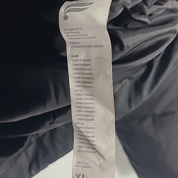 NEW Fabletics Women's Essential Puffer Coat Jacket Solid Black Sz XL Retail $130 - Picture 5 of 6